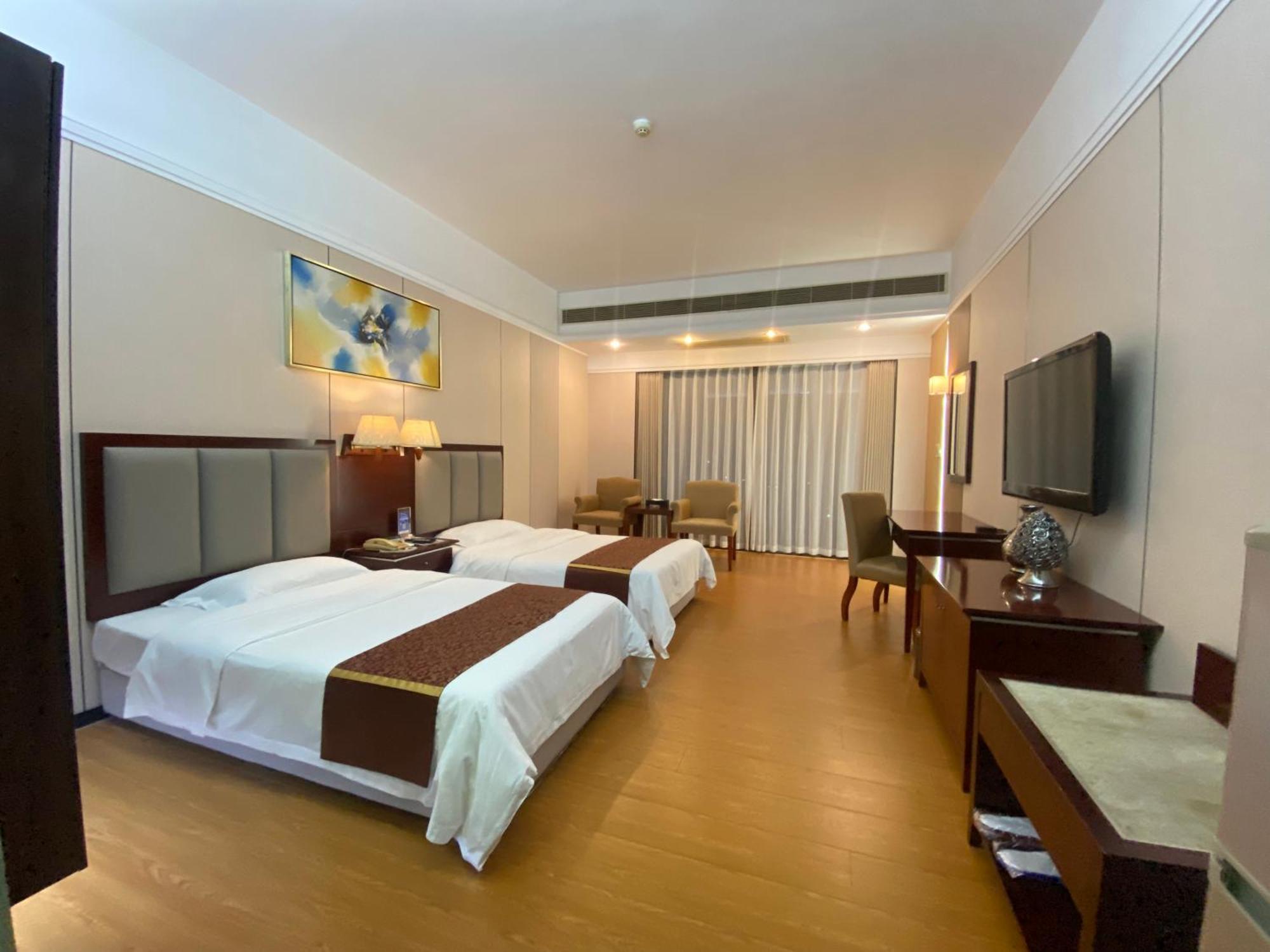 Yinfeng Hotel Guangzhou North Station Branch, Huacheng Road Subway Station Branch Exterior photo